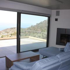 260sqm villa in Loutraki with a sea view