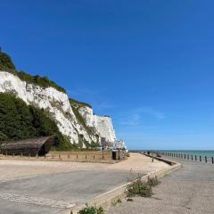 Peaceful holiday home on a park on the Kent Coast