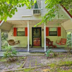 Cozy Country Cabin 4 Mi to Cave Run Lake!