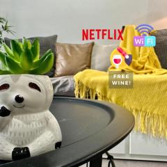Exclusive 2B2B Swanston Central Apartment with NETFLIX WIFI