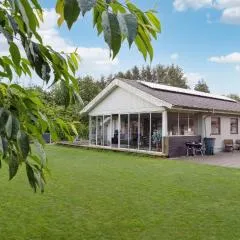 4 Bedroom Beautiful Home In Oksbl