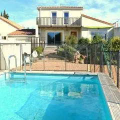 Grande villa neuve avec piscine près mer et Sète