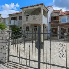 Apartment Lucija