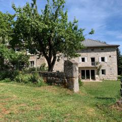 Ferme au calme à 15mn du Chambon sur Lignon