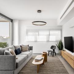 Mate GEORGE - By HOMY