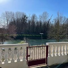 Les berges du canal, maison avec Jacuzzi