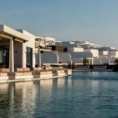 Cresanto Luxury Suites