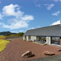 Avernish Lodge-Luxury Self Catering