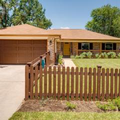 San Antonio Home with Private Hot Tub Pets Welcome!