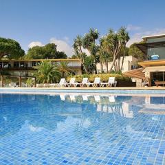 Appartement in Castell-Platja D'aro mit Garten, gemeinsamem Pool und Terrasse