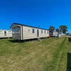 Lovely 6 Berth Caravan At Valley Farm Park In Essex Ref 46762v