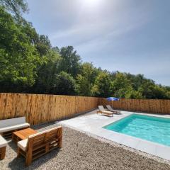 Holiday home with private pool ''Lux Banja Luka''