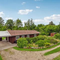 Awesome Home In Herning With 3 Bedrooms And Wifi