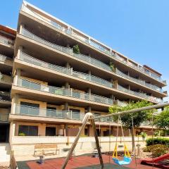 3 Bedroom Lovely Apartment In Torreblanca