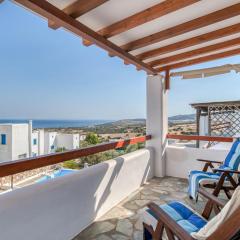 Lovely Apartment With Shared Pool