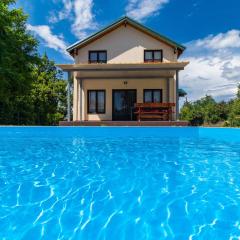 Villa Minja With Private Pool - Happy Rentals