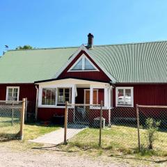 Nice holiday home at Kraxagarden outside Markaryd