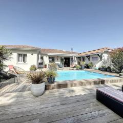 Villa Nolaene, 8-9 pers, Piscine, Calme et Moderne