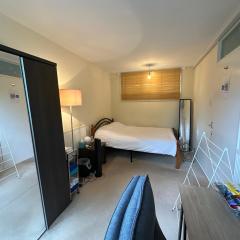 Private Room near Canary Wharf