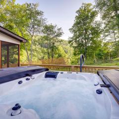 Bakersville Sanctuary with Stunning Scenery, Hot Tub