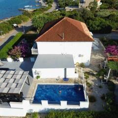 Family-friendly apartments with swimming pool Kneza, Korcula - 9130