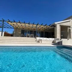 Villa Tina Maria with seaview near Porec