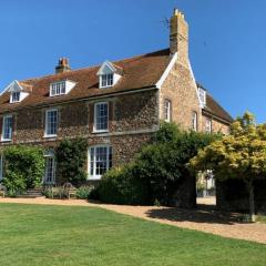 Butley Priory Farmhouse 12