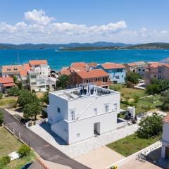 Apartments by the sea Betina, Murter - 20450