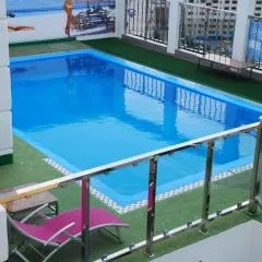 비버리 힐스 스위트 레지던스