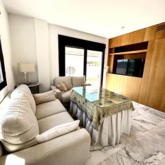 Ático céntrico con terraza privada y plaza de garaje