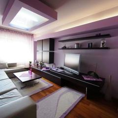Central Apartment 4 Rooms Brasov