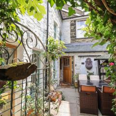 Tyn Y Coed Cottage