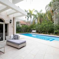 Luxurious & Exclusive Villa, 10 min from the beach