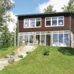 Nice Home In Malmbck With 3 Bedrooms And Wifi