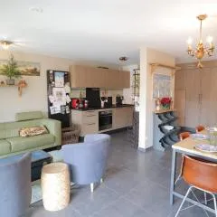 Appartement haut standing au centre des Gets, 5 pers, balcon, wifi, proche commerces - FR-1-623-201