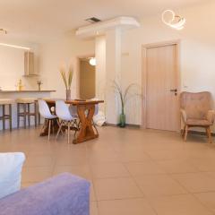 Mirabilia deluxe apartment