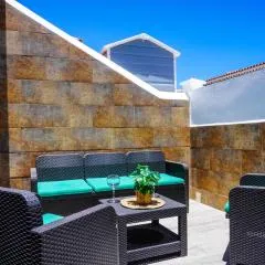 La Casita del Sur, Abades