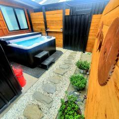 Hawea Heaven: Superking beds + Hot Tub + Mountain