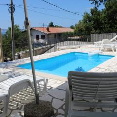 Apartment INES 2 with terrace, sea view, Jacuzzi, outdoor pool