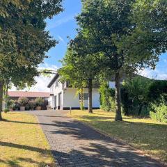 Apartment 100 qm im Weindorf - Balkon/Garage