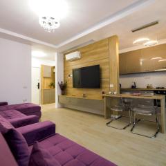 Purple Luxury Apartment Lake On