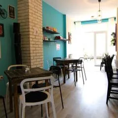 Falling Lakes Hostel