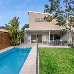 Anderson Pool Premium