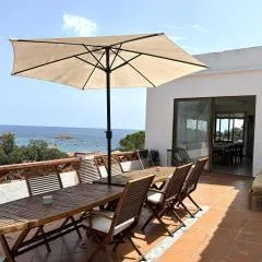 LETS HOLIDAYS Beautiful house sea views