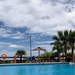 Your Oasis of Luxury and Leisure at Gazules Del Sol in Marbella area - Benahavis