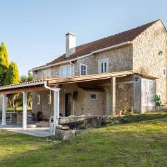 Rustic Adorable House in Old Village