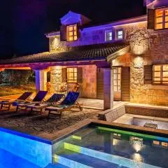 NEW 2023 Villa Tree of Life