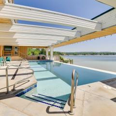Gorgeous Onekama Condo with Pool and Lake Access!