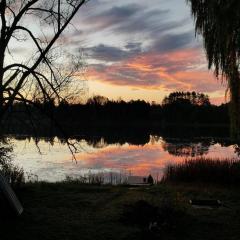 Pigeon Lake Cottage