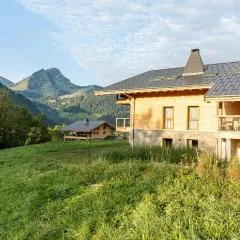 Chalet in Abondance with Wellness & Pool